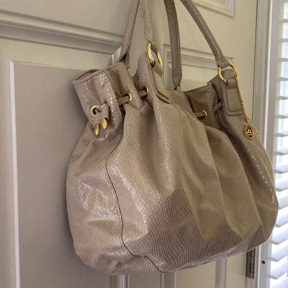 Big Buddha Snake Embossed Double Handle Satchel/Pale Green/NEW/NEVER USED!